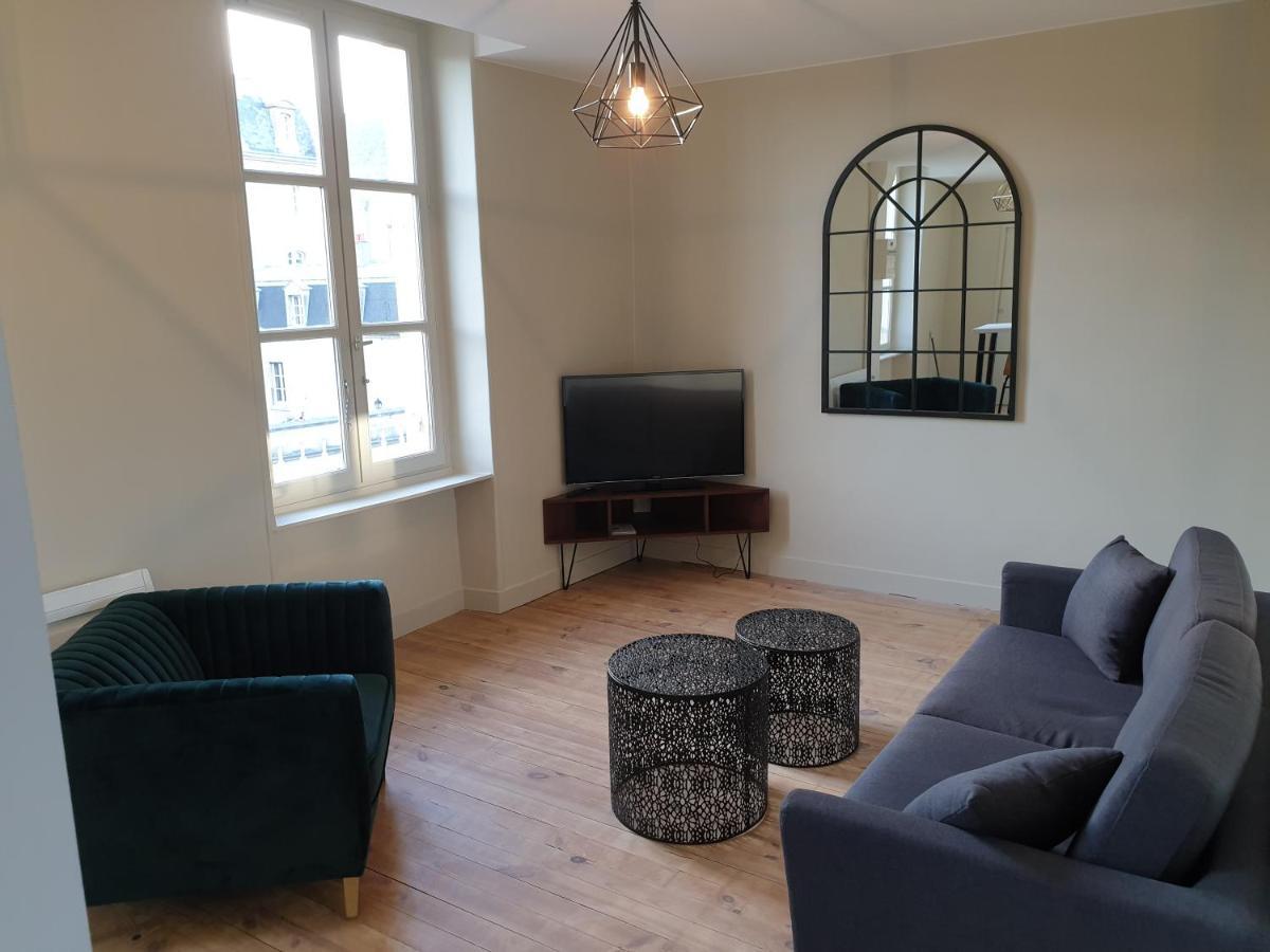 Au Loup Historic Apartments 바이외 외부 사진