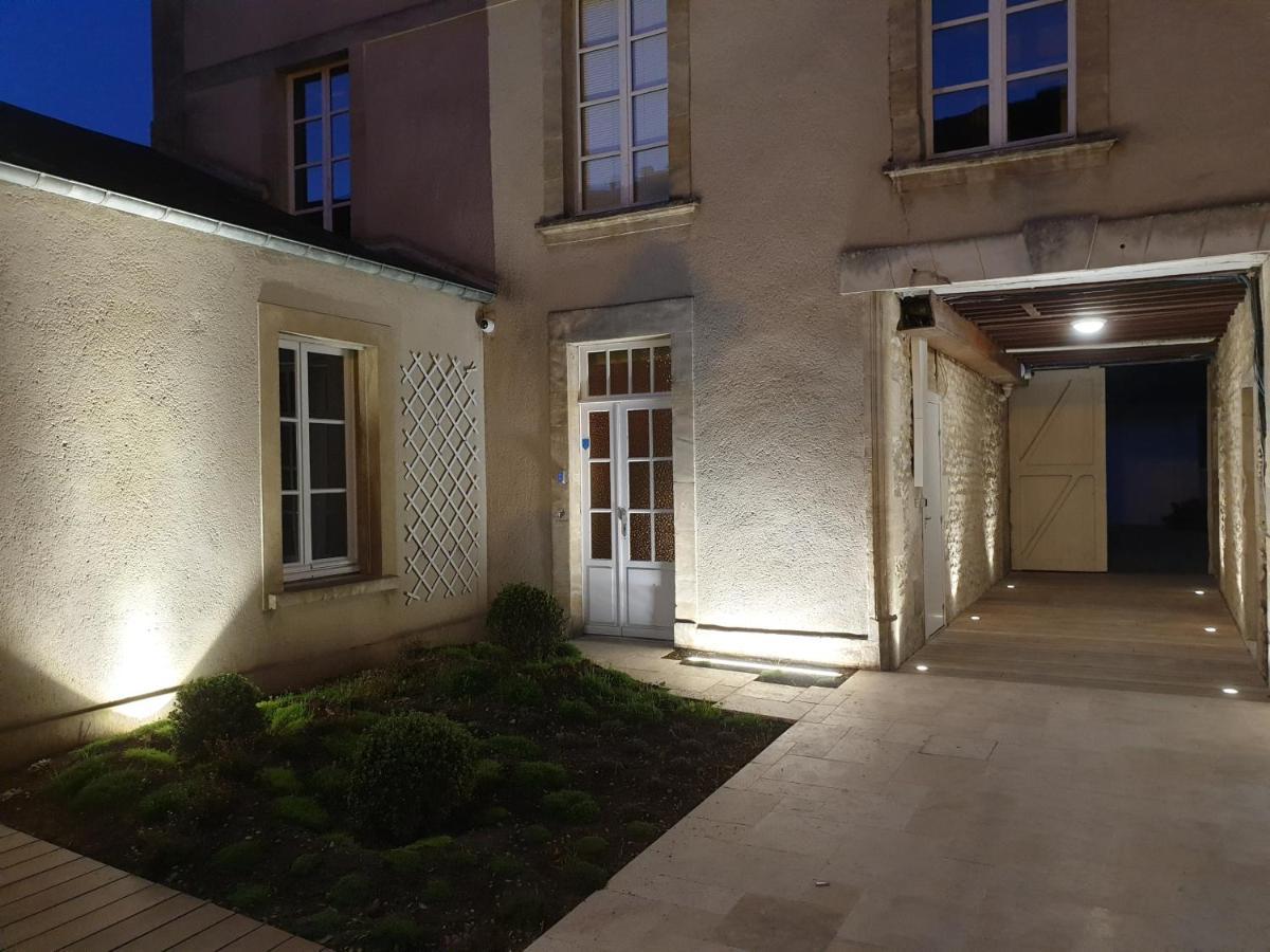 Au Loup Historic Apartments 바이외 외부 사진