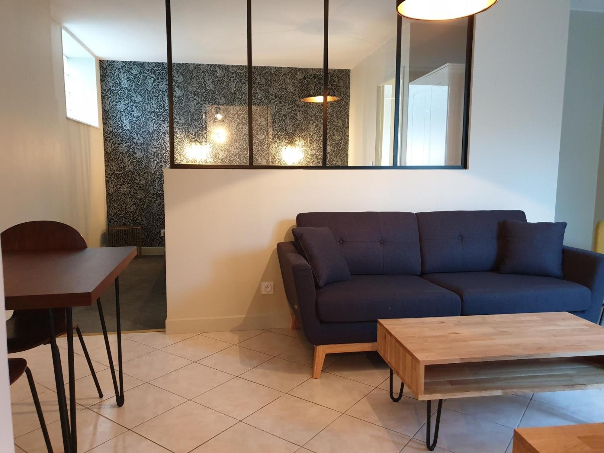 Au Loup Historic Apartments 바이외 객실 사진